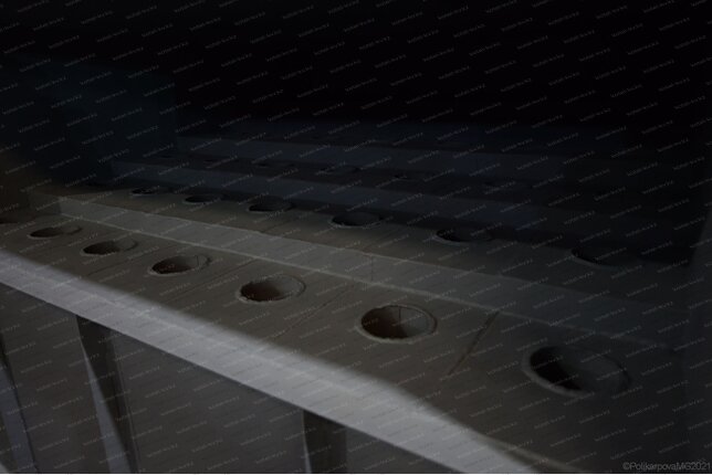 Отверстия выхлопных труб ЦБ 42 циклона